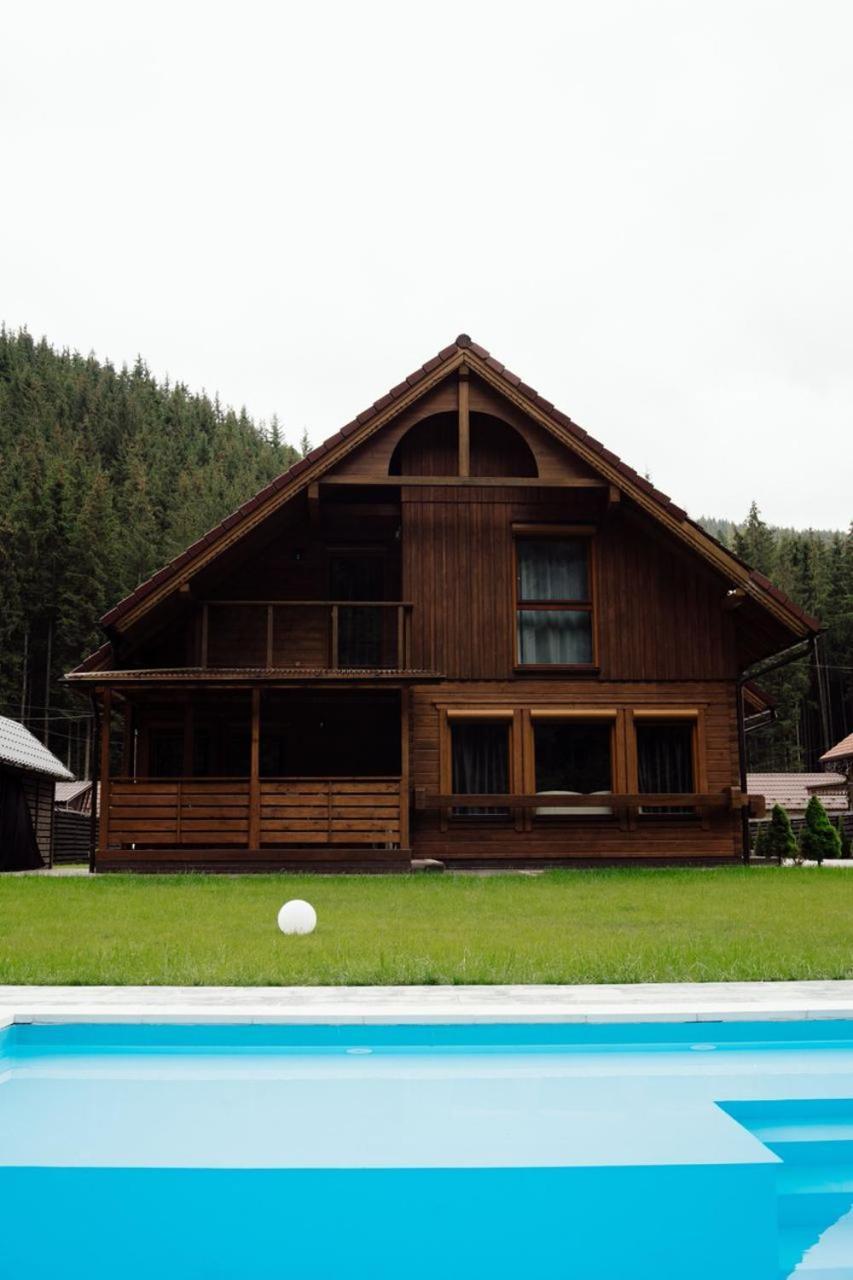 Berghaus Bukovel Villa Exterior foto