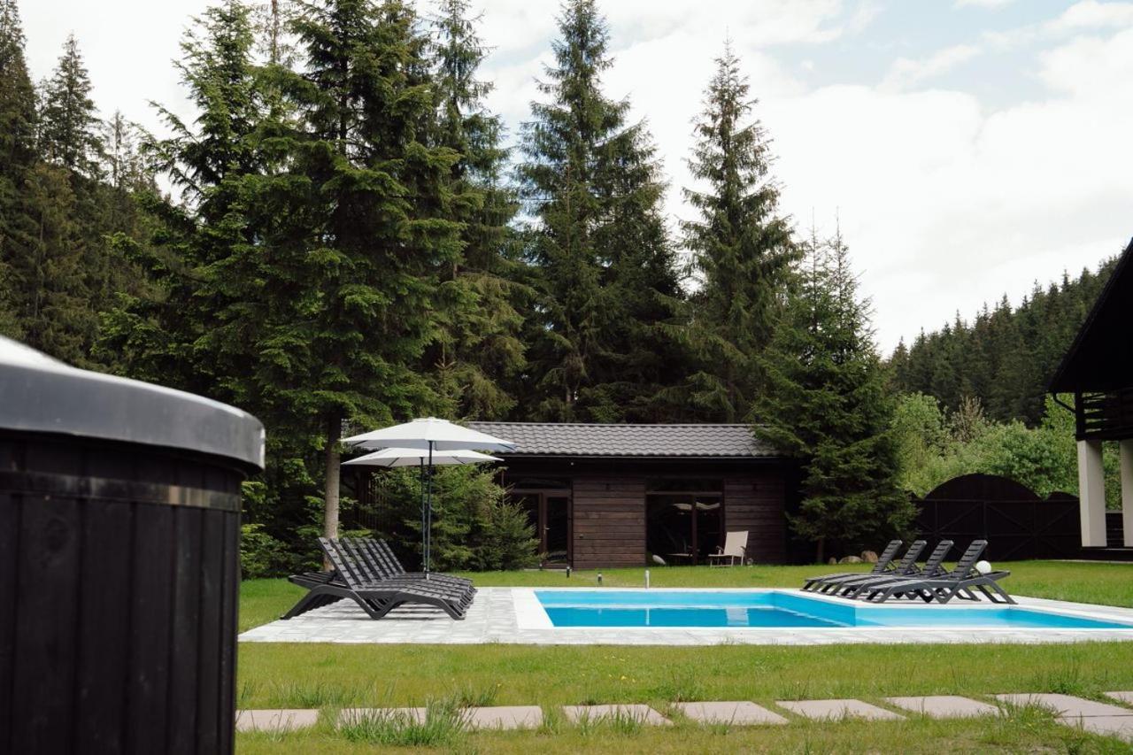 Berghaus Bukovel Villa Exterior foto
